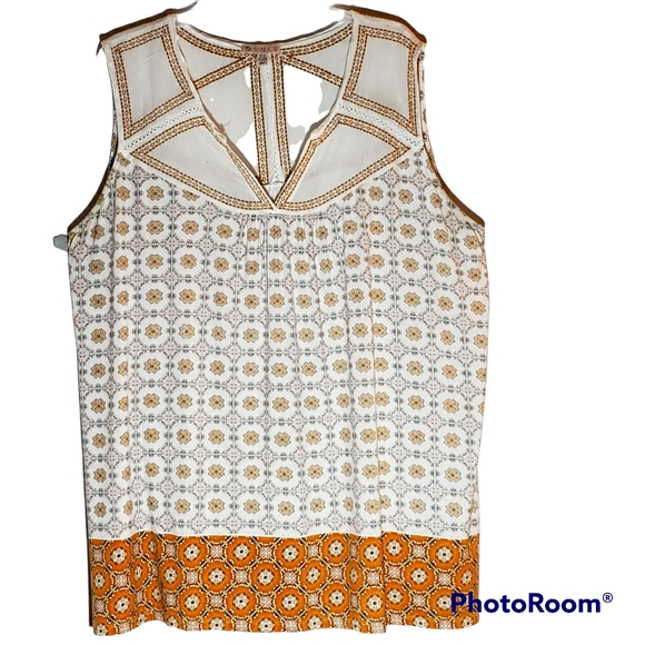 Eliana Rose Tops - Eliana Rose plus size 2X embellished embroidery neckline floral print top. 788